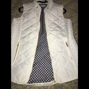 Best White crown and ivy Very light